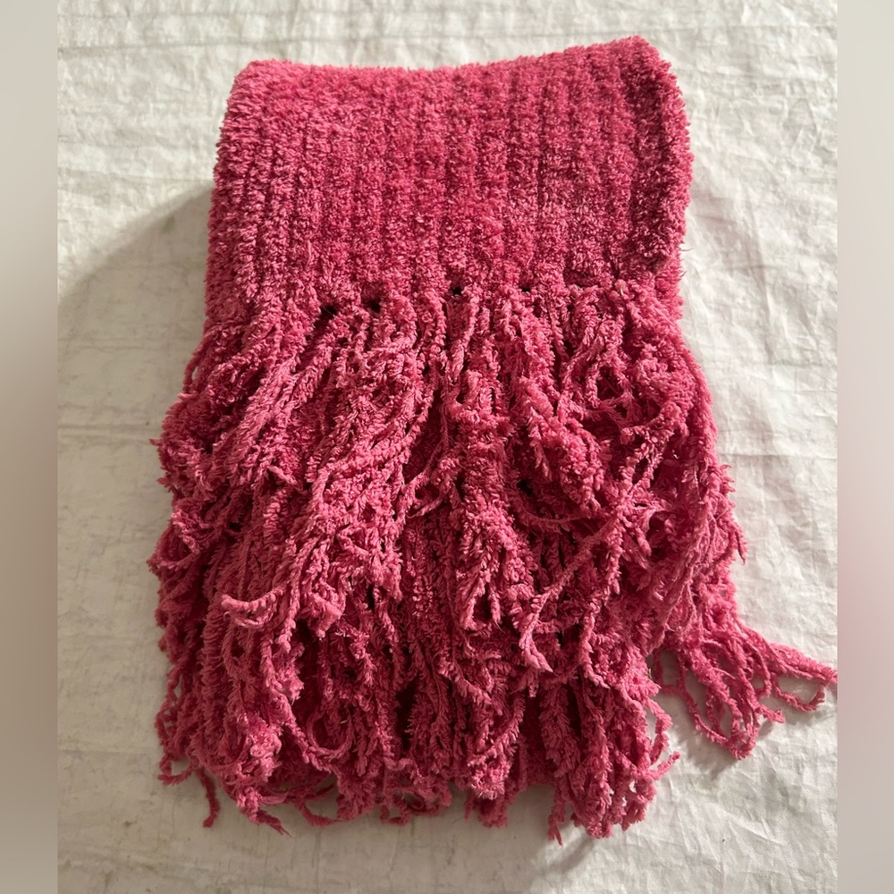 KAREN NEUBÜRGER VINTAGE EXTRA LONG CHENILLE STYLE WITH FRINGE SCARF HONGKONG O/S